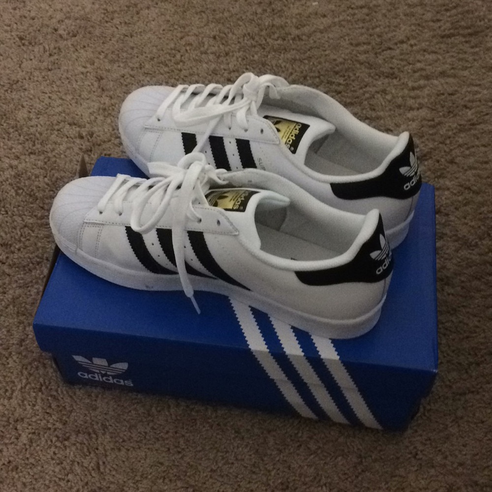 Adidas superstar